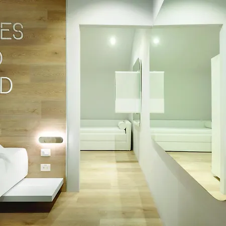 Hotel Youme Design Place 4*