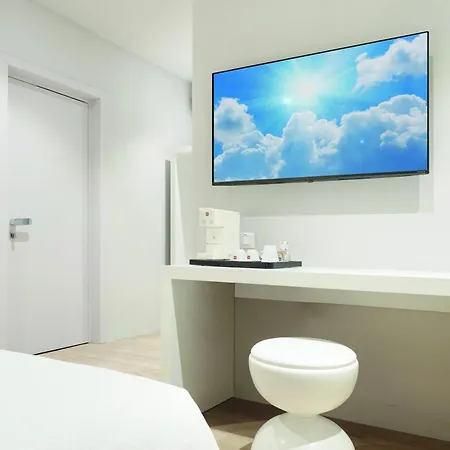 Youme Design Place 4*