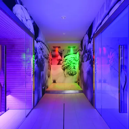 Otel Youme Design Place Trieste