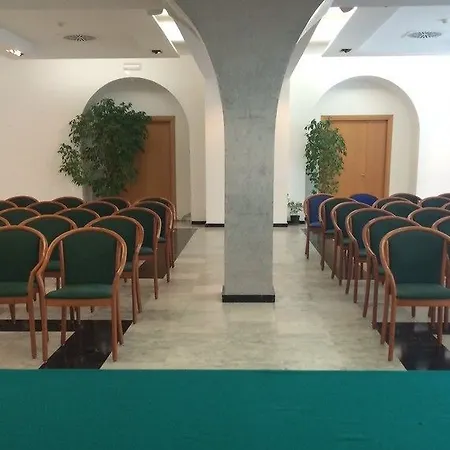 Youme Design Place Otel Trieste