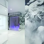 Youme Design Place Ξενοδοχείο 4*
