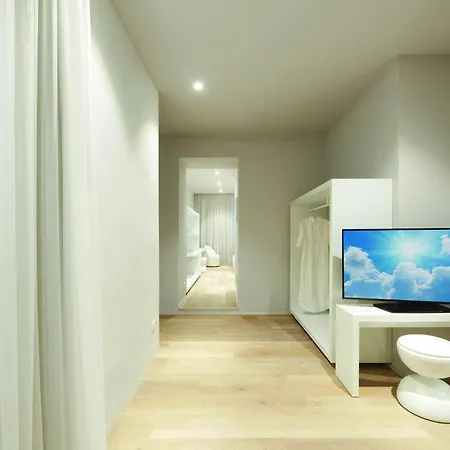 호텔 Youme Design Place 4*