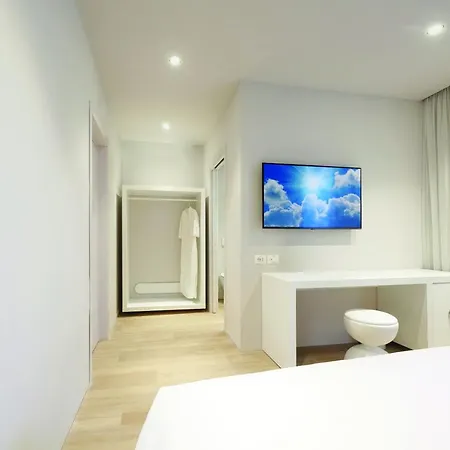 Youme Design Place 4*