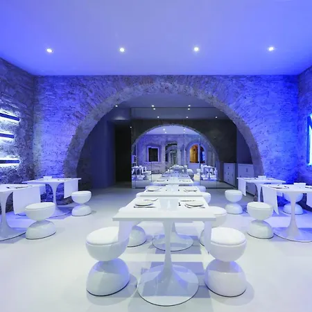 Youme Design Place מלון 4*