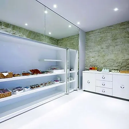 Youme Design Place 4* טריאסטה