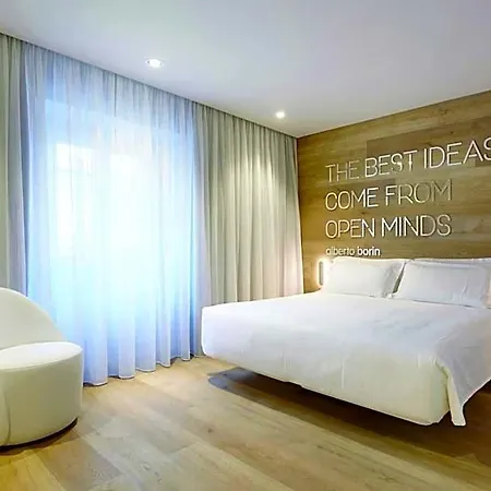 Szálloda Youme Design Place 4*