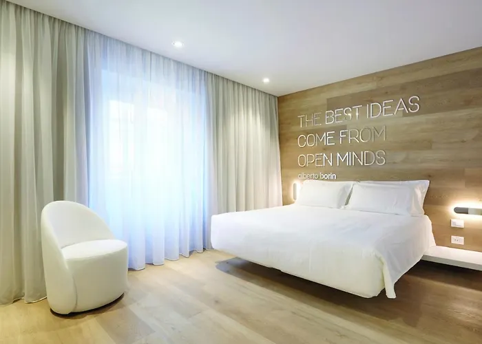 Ξενοδοχείο Youme Design Place