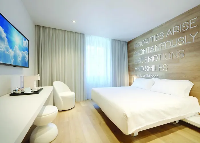 Youme Design Place Ξενοδοχείο Τεργέστη