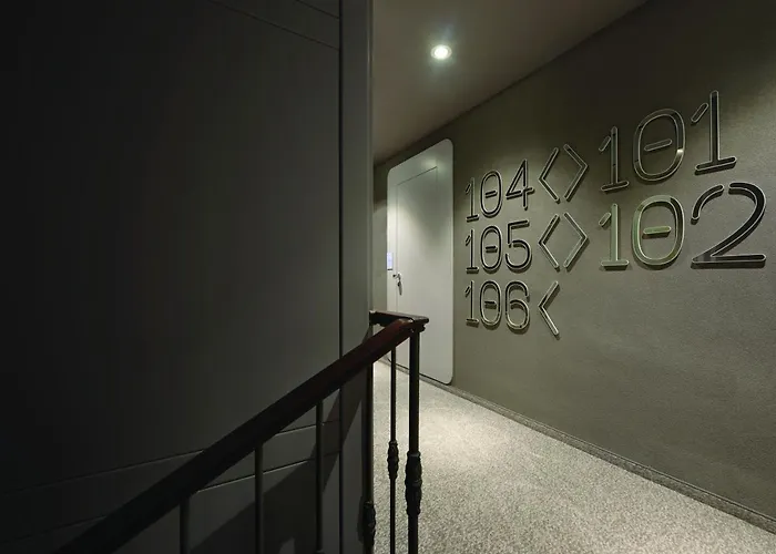 Youme Design Place Ξενοδοχείο 4*