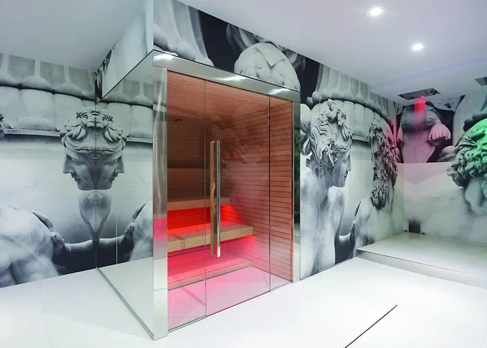 Youme Design Place 4* Τεργέστη