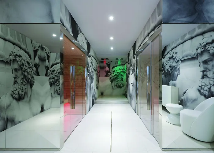 Youme Design Place 4*