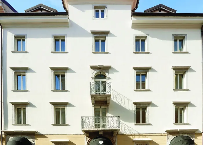 Ξενοδοχείο Youme Design Place 4*