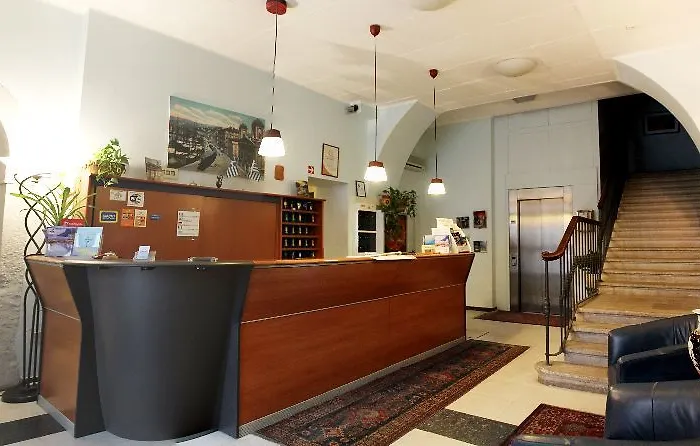 Youme Design Place 4* Τεργέστη