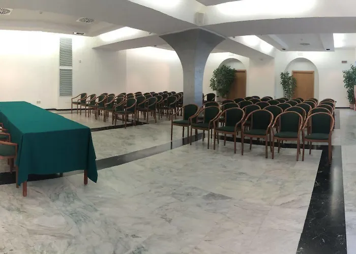 Youme Design Place Ξενοδοχείο 4*