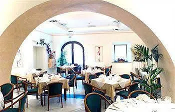 Youme Design Place Τεργέστη